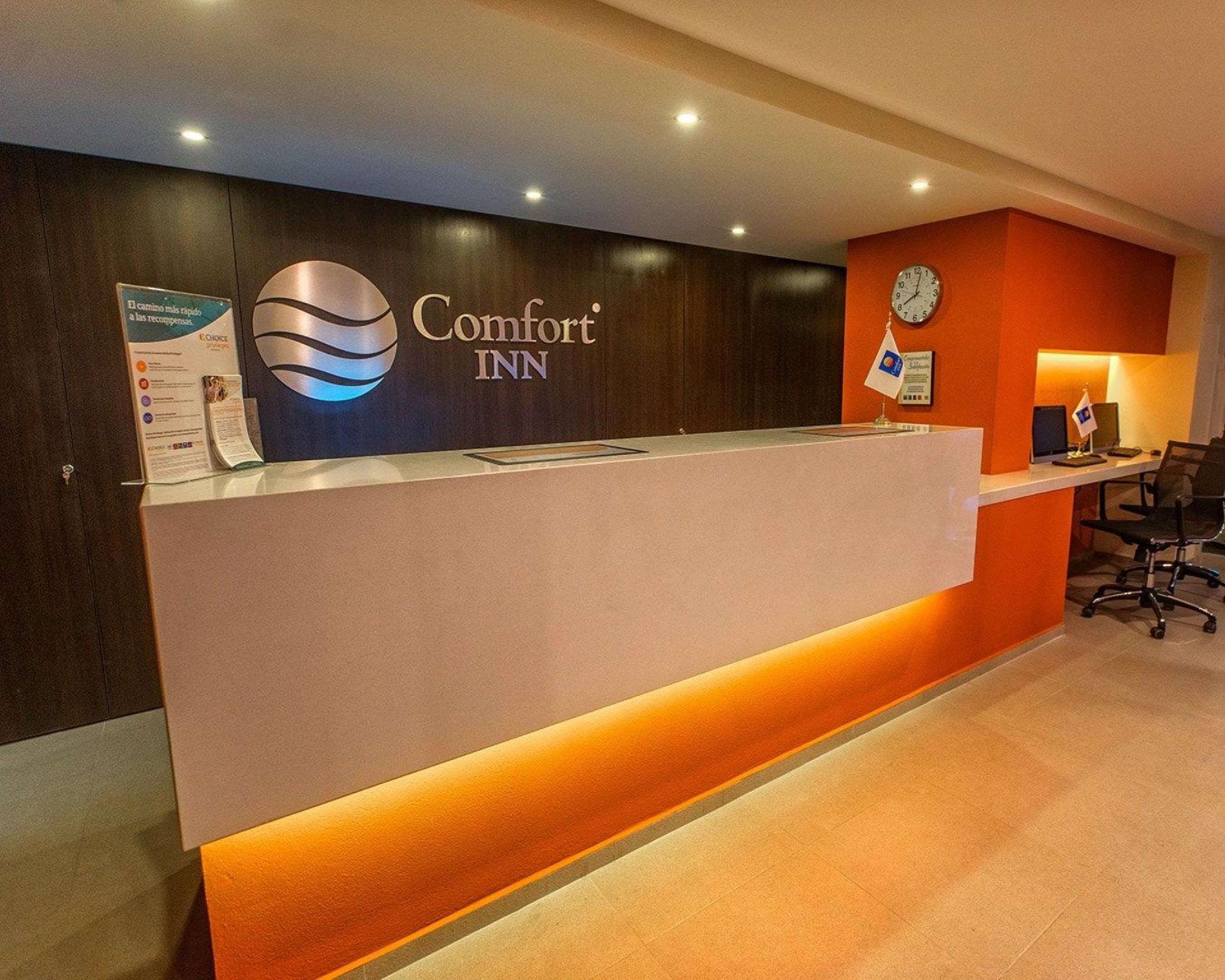 Comfort Inn San Luis Potosí Buitenkant foto