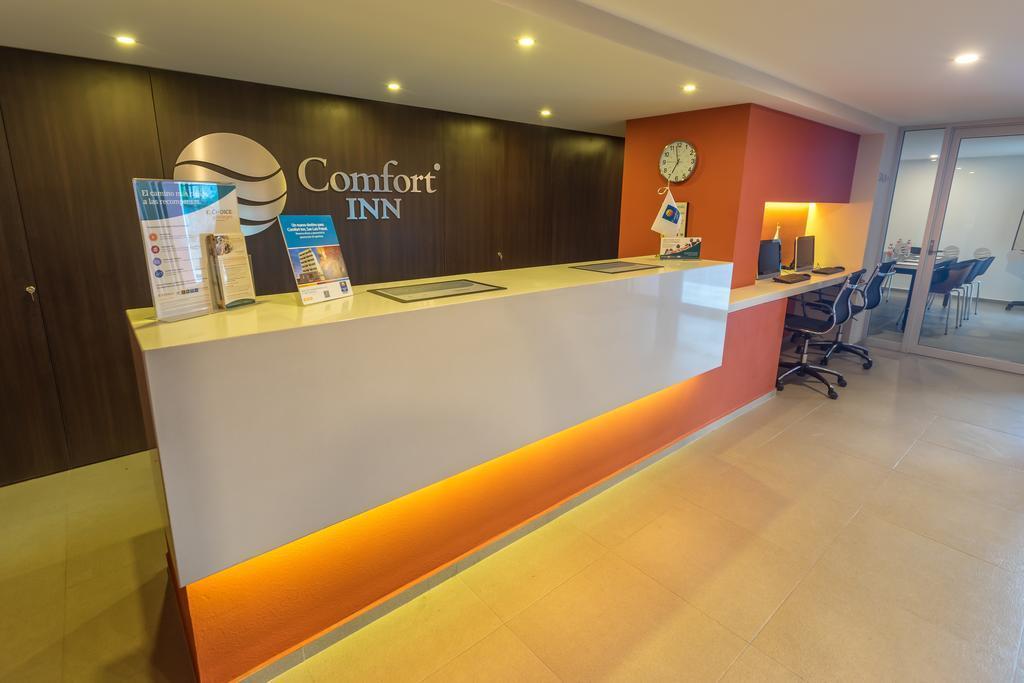 Comfort Inn San Luis Potosí Buitenkant foto